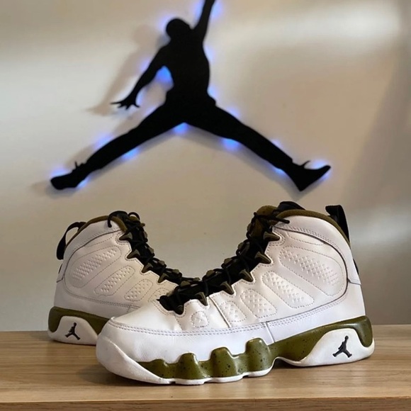 Air Jordan 9 - Picture 1 of 6